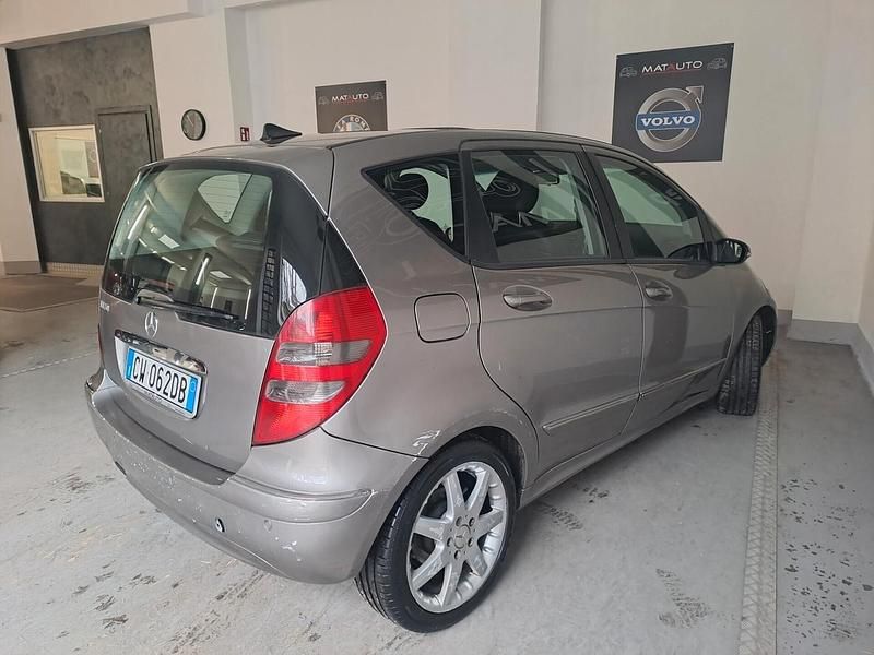 Usata Mercedes A170 Avantgarde 115 CV (84 kW) 2005 Argento Berlina