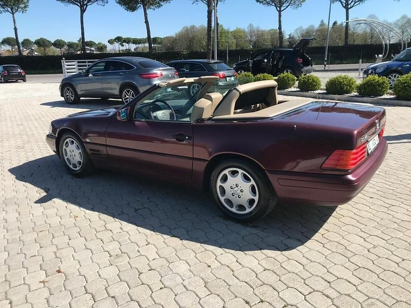 Usata Mercedes SL320 231 CV (169 kW) 1996 Rosso Cabrio