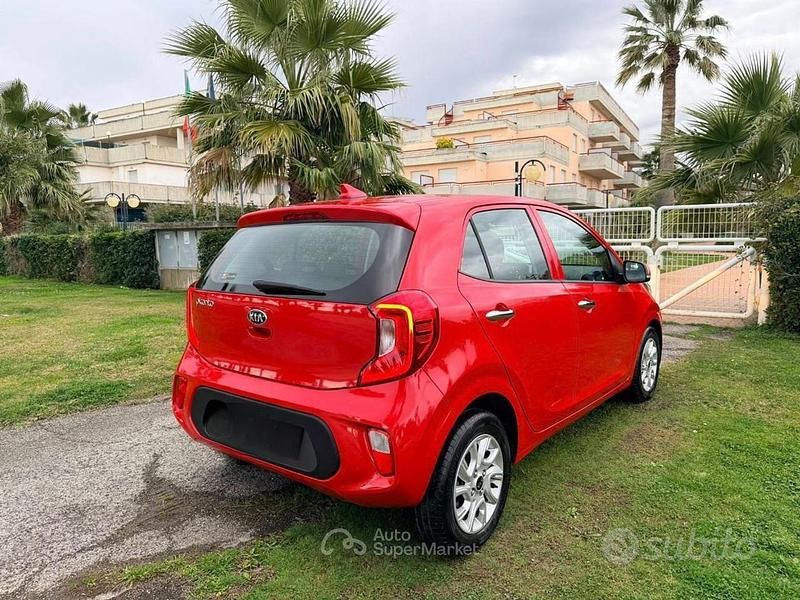 Usata Kia Picanto GT-Line 67 CV (49 kW) 2018 Rosso Utilitaria