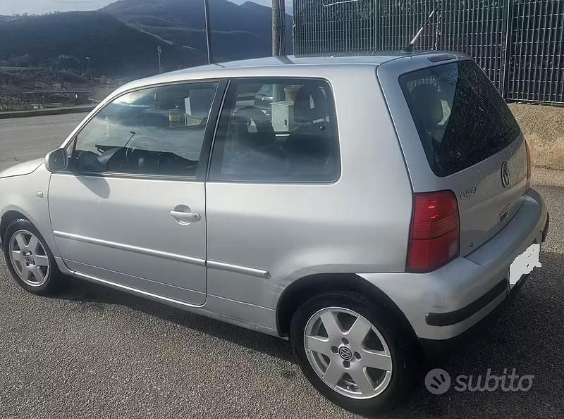 Usata VW Lupo 50 CV (36 kW) 2003 Grigio Utilitaria