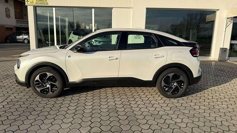 Nuova Citroën e-C4 56 kW (77 CV) 2025 Pearl white Berlina