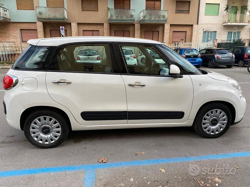 Usata Fiat 500L Pop Star 120 CV (88 kW) 2017 Bianco Monovolume
