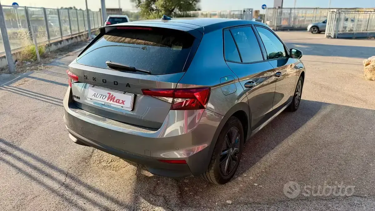 Usata Skoda Fabia Selection 80 CV (58 kW) 2025 Grigio Utilitaria