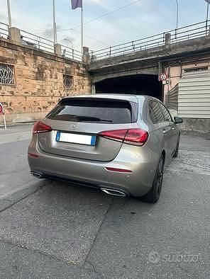 Usata Mercedes A200 150 CV (110 kW) 2021 Grigio Berlina