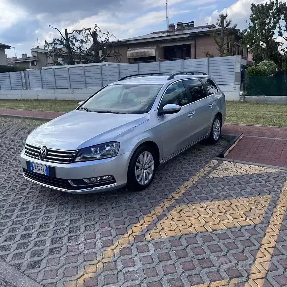 Usata VW Passat Highline 140 CV (102 kW) 2014 Grigio Station wagon