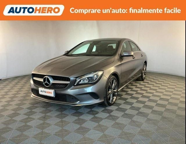 Usata Mercedes CLA200 135 CV (99 kW) 2017 Grigio Berlina