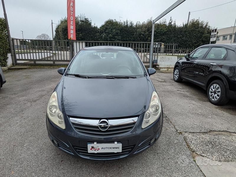 Usata Opel Corsa 80 CV (58 kW) 2008 Nero Utilitaria