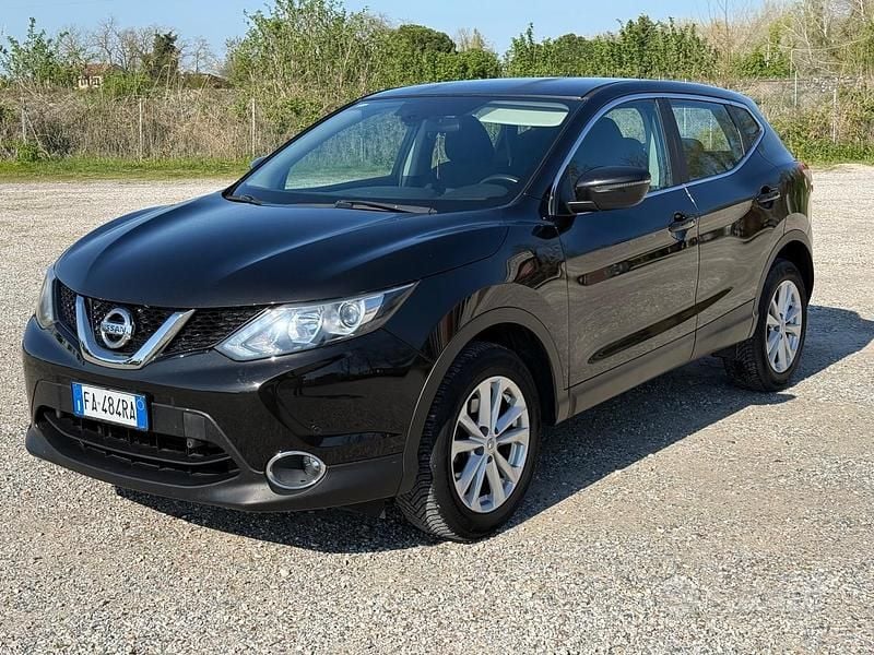 Usata Nissan Qashqai Tekna 110 CV (80 kW) 2016 Nero SUV