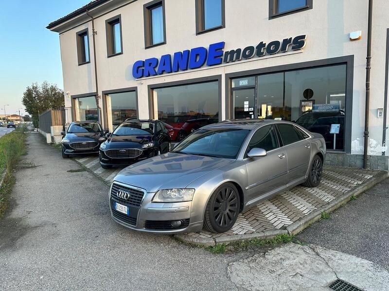 Usata 2006 Audi A8 S-Line Tre volumi | 3950 € - Immagine 1/4