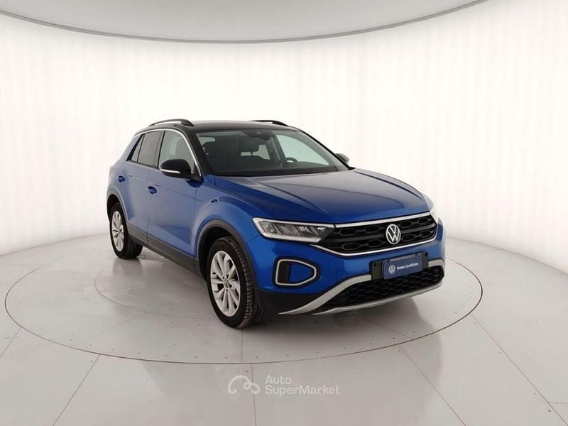 Usata VW T-Roc Style 150 CV (110 kW) 2022 Blu metallizzato SUV