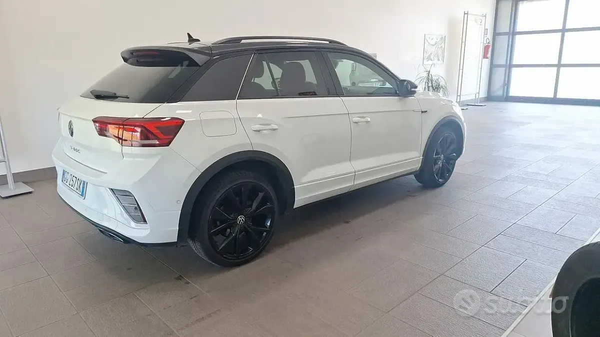 Usata VW T-Roc 150 CV (110 kW) 2022 Bianco SUV