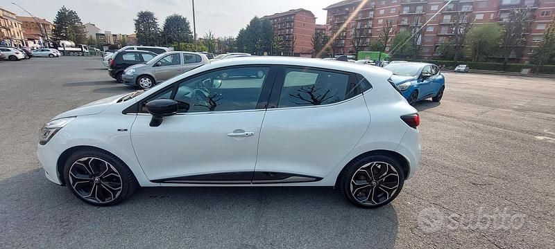 Usata Renault Clio IV Intens 75 CV (55 kW) 2019 Bianco Utilitaria