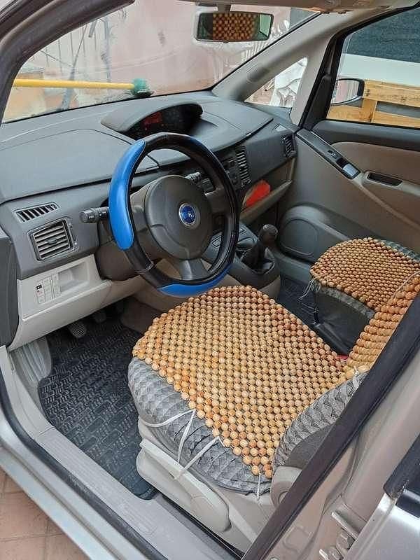 Usata Fiat Idea Active 69 CV (50 kW) 2004 Argento Monovolume