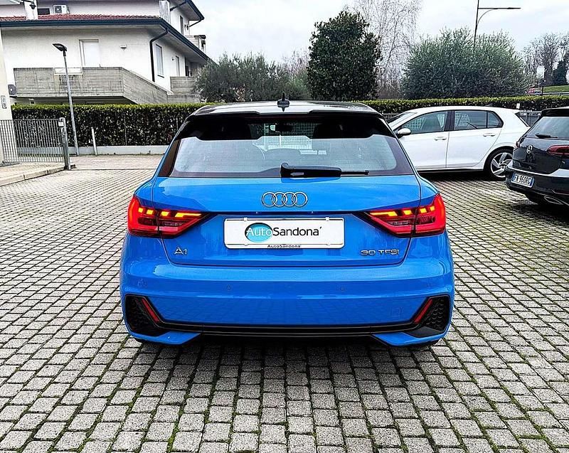 Usata Audi A1 Sportback S-Line 116 CV (85 kW) 2018 Blu/azzurro Utilitaria