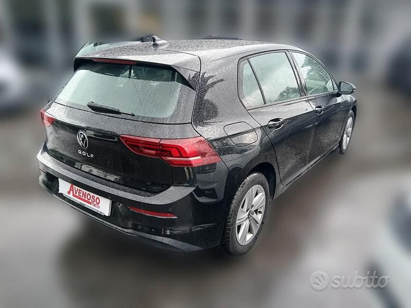 Usata VW Golf VIII Life 115 CV (84 kW) 2025 Nero Berlina