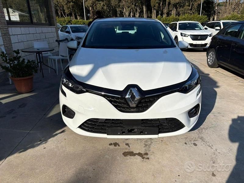 Usata Renault Clio V 86 CV (63 kW) 2020 Bianco Berlina