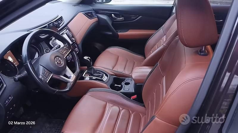 Usata Nissan X-Trail Tekna 131 CV (96 kW) 2018 Marrone SUV