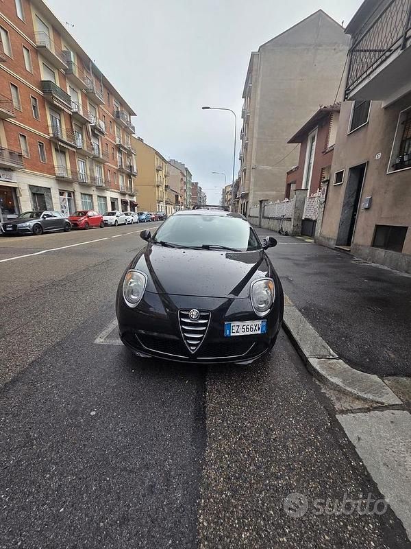 Usata Alfa Romeo MiTo Progression 68 CV (50 kW) 2015 Nero Utilitaria