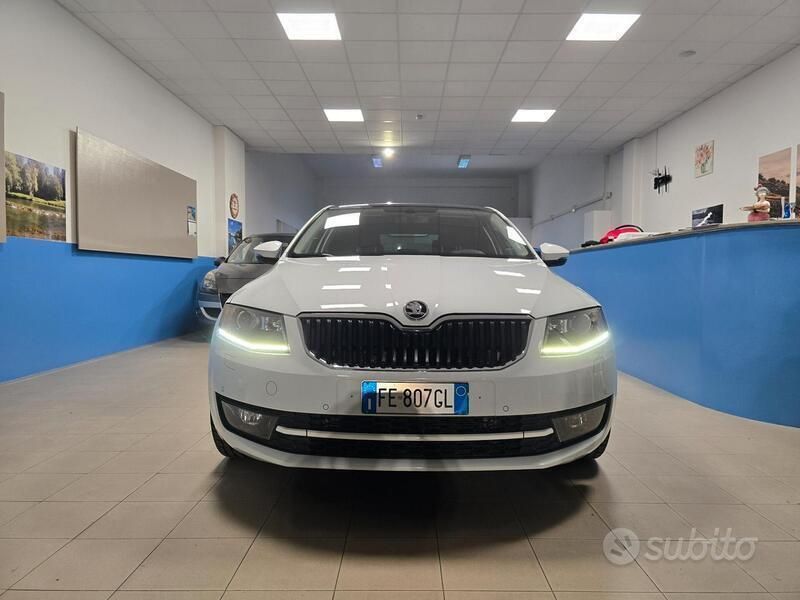 Usata Skoda Octavia 110 CV (80 kW) 2016 Bianco Berlina