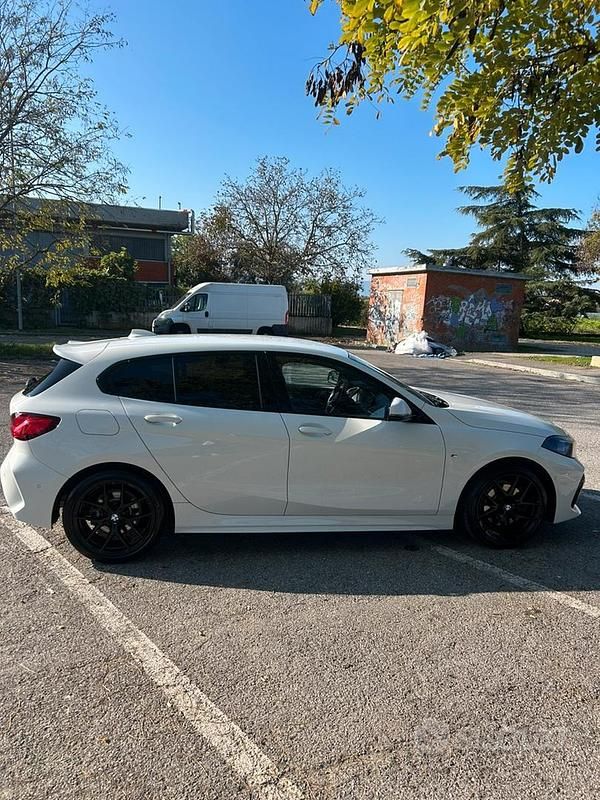 Usata BMW 118 2021 Bianco Utilitaria