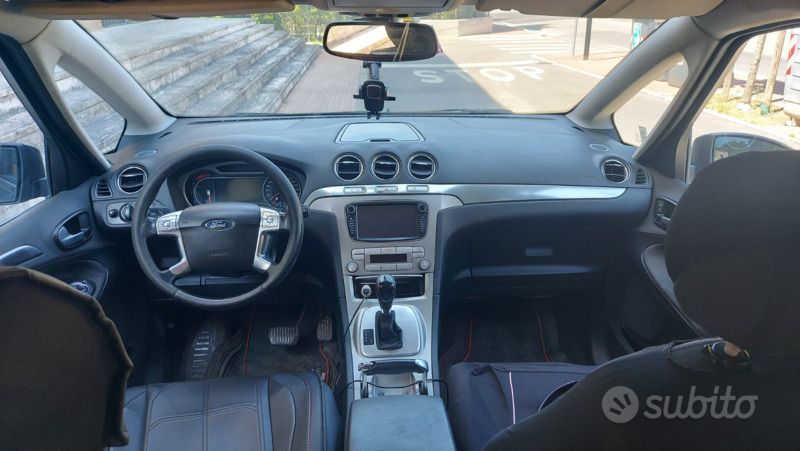 Usata Ford S-MAX S 131 CV (96 kW) 2008 Verde Monovolume