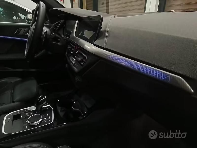 Usata BMW M135 Comfort Edition 306 CV (225 kW) 2022 Bianco Utilitaria
