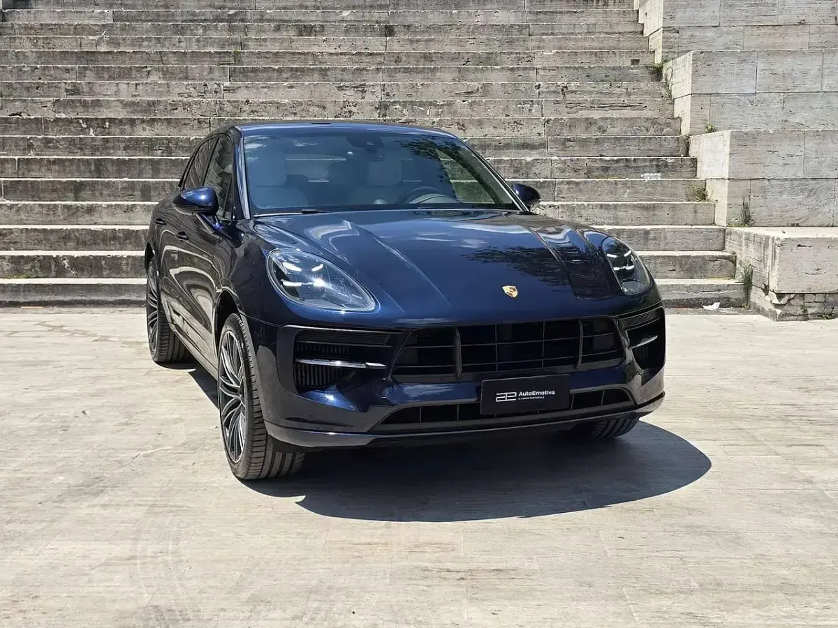 Usata Porsche Macan 354 CV (260 kW) 2019 Blu genziana SUV