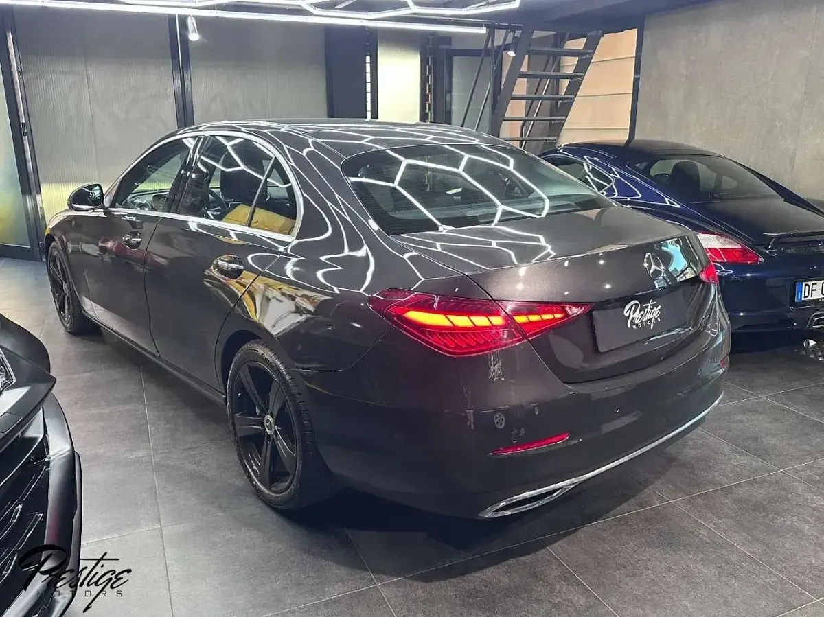 Usata Mercedes C180 2024 Grigio Berlina