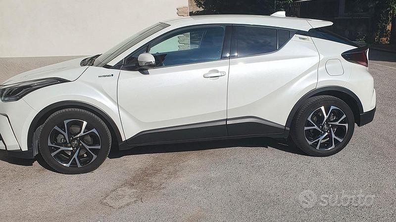Usata Toyota C-HR Trend 98 CV (72 kW) 2021 SUV