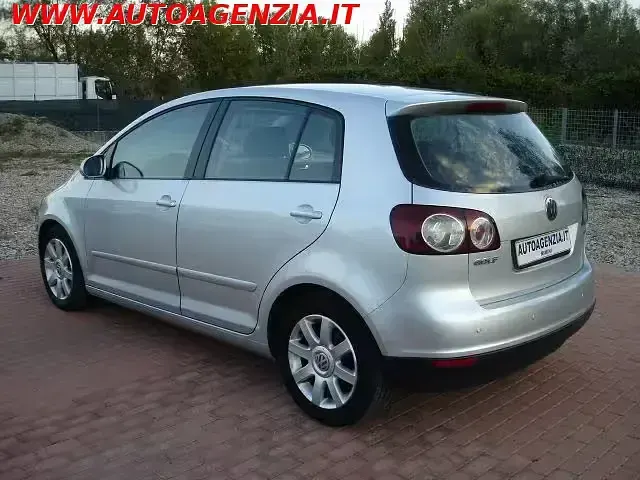 Usata VW Golf Plus Comfortline 105 CV (77 kW) 2005 Grigio Monovolume