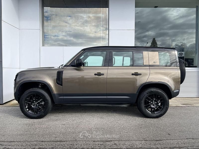 Usata Land Rover Defender S 239 CV (175 kW) 2020 Marrone SUV