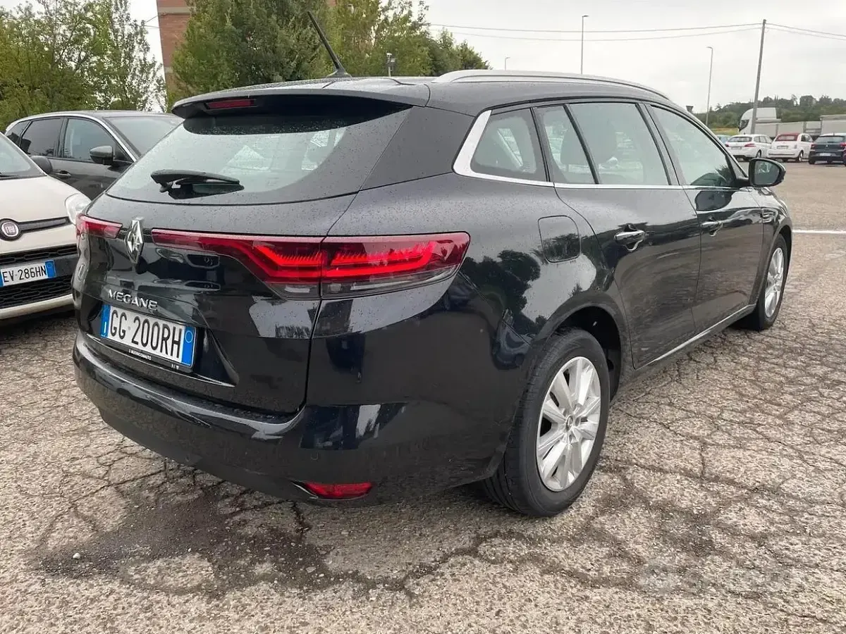 Usata Renault Mégane GrandTour 116 CV (85 kW) 2021 Nero Station wagon