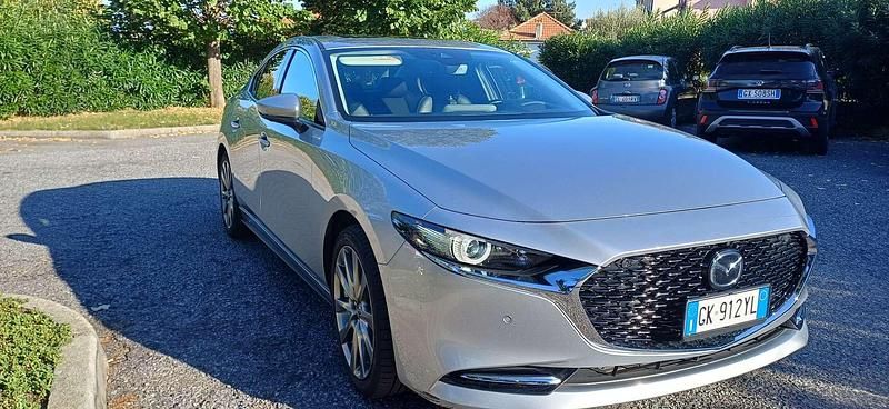 Argento Usata 2022 Mazda 3 Tre volumi | 19.900 € (Buon prezzo) - Immagine 1/4