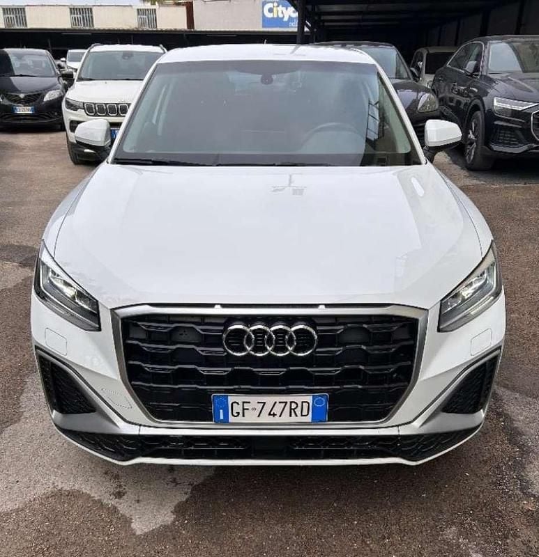 Usata Audi Q2 S-Line 116 CV (85 kW) 2021 Bianco pastello SUV