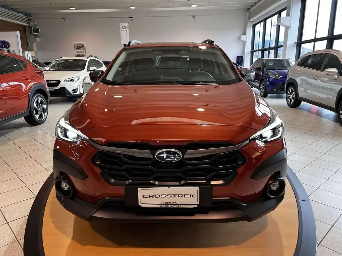 Nuova Subaru Crosstrek Premium 136 CV (100 kW) 2026 Arancione SUV