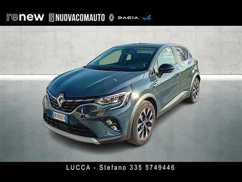 Usata Renault Captur Techno 145 CV (106 kW) 2023 Blu scuro SUV
