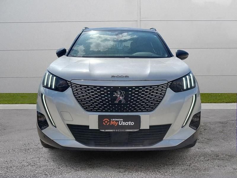 Usata Peugeot e-2008 GT 100 kW (136 CV) 2022 Bianco madre perla SUV