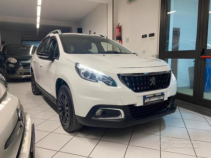 Bianco Usata 2017 Peugeot 2008 Active SUV | 10.500 € (Buon prezzo) - Immagine 1/4