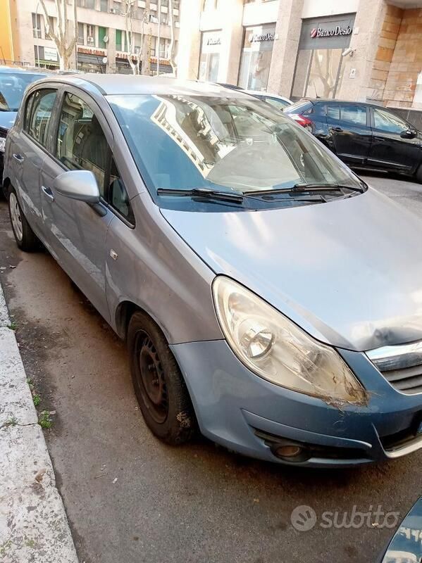 Grigio Usata 2008 Opel Corsa Due volumi | 1800 € (Super prezzo) - Immagine 1/2