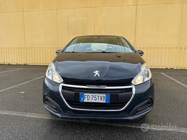 Usata Peugeot 208 Active 68 CV (50 kW) 2016 Blu Utilitaria