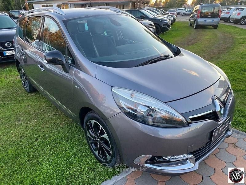 Usata Renault Grand Scénic IV Bose Edition 111 CV (81 kW) 2016 Grigio Monovolume