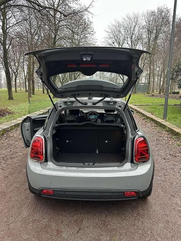 Usata Mini Cooper SE 75 kW (102 CV) 2022 Utilitaria