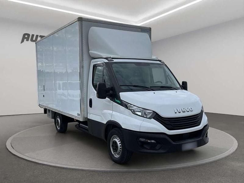 Usata Iveco Daily 136 CV (100 kW) 2023 Bianco Furgone