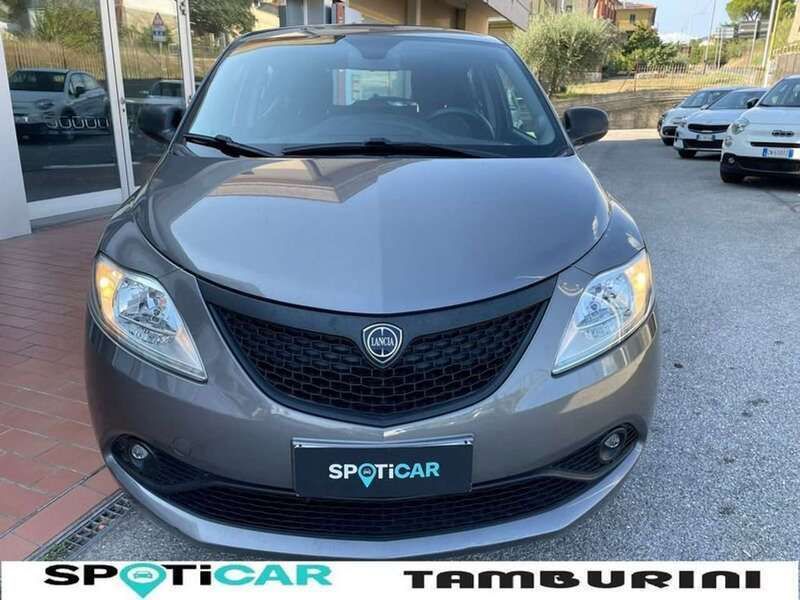 Grigio Usata 2019 Lancia Ypsilon Gold Due volumi | 8500 € (Buon prezzo) - Immagine 1/4