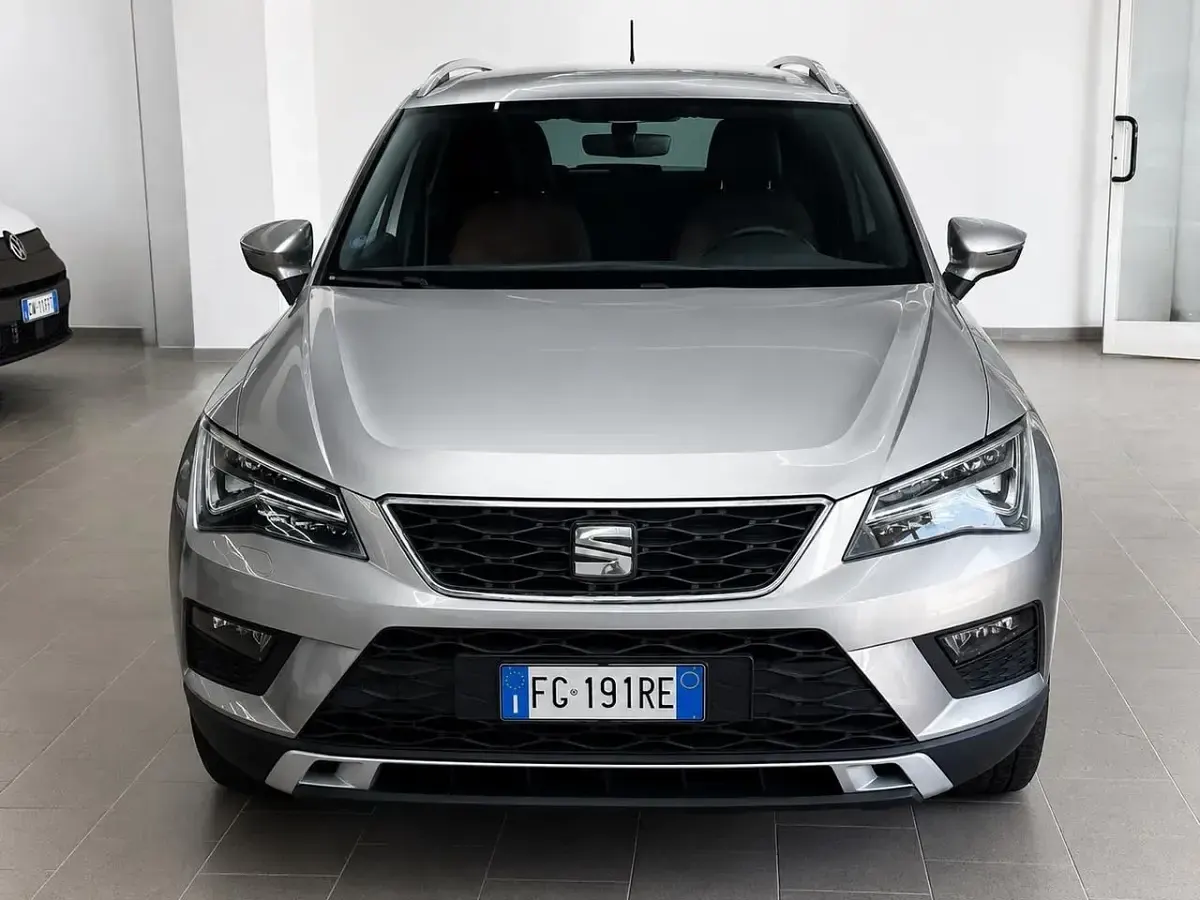 Usata Seat Ateca 4Drive 150 CV (110 kW) 2016 Grigio SUV