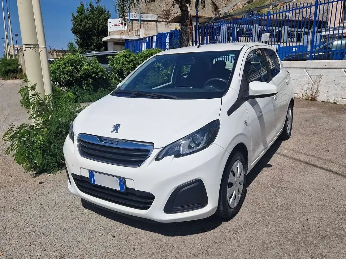 Usata Peugeot 108 Active 69 CV (50 kW) 2018 Bianco Utilitaria