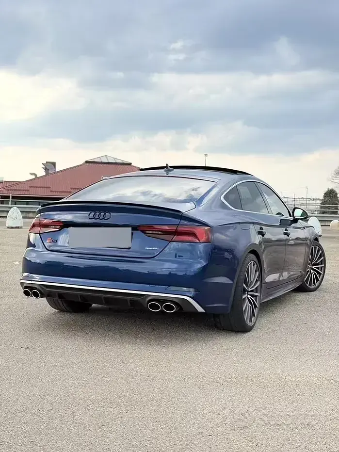 Usata Audi A5 218 CV (160 kW) 2019 Bluazzurro Coupé
