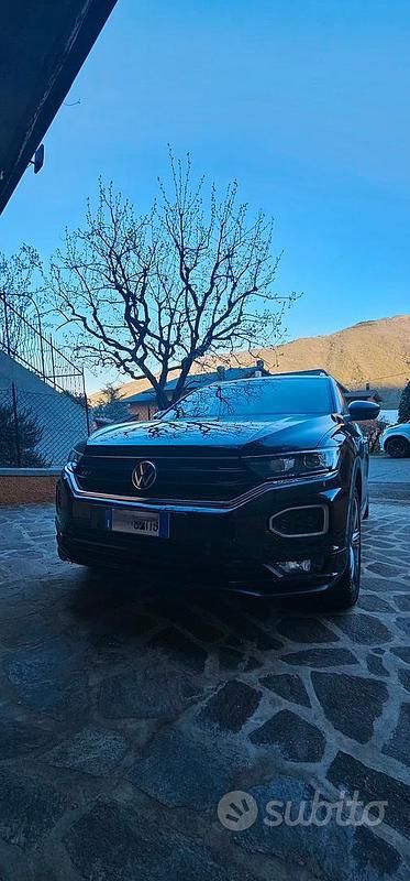Usata VW T-Roc 150 CV (110 kW) 2021 Nero SUV