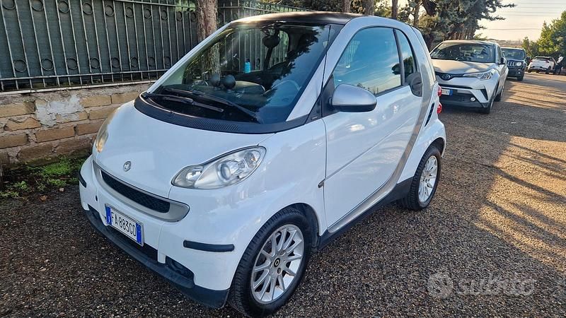 Usata Smart ForTwo Coupé 71 CV (52 kW) 2010 Bianco Coupé