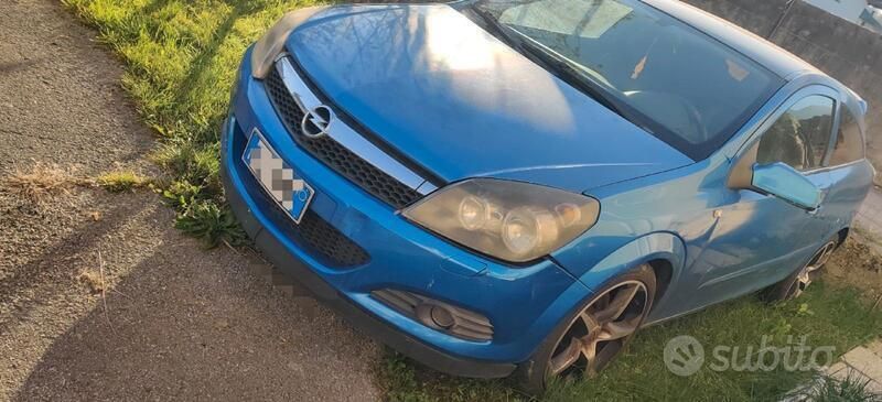 Usata Opel Astra 125 CV (91 kW) 2008 Blu Coupé